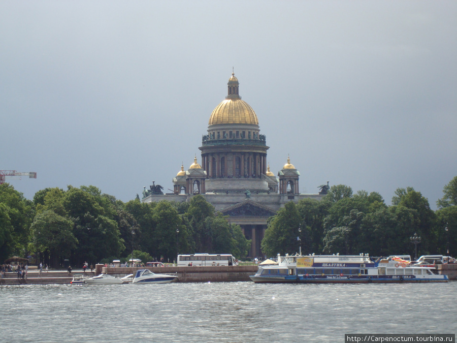 Исаакиевский собор вид с Невы