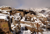 Руины замка Аламут под снегом