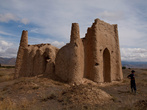 Мавзолей Тайлак-Батыра в Ак-Талинской долине