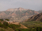 Деревня Карамык на границе с Таджикистаном