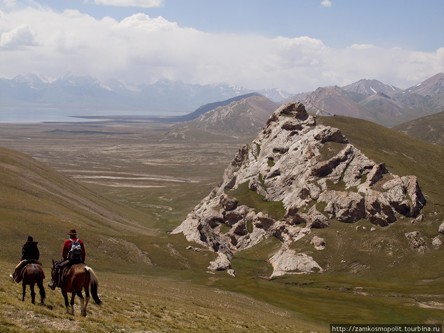 Дорога на озеро Чатыр-Куль Киргизия