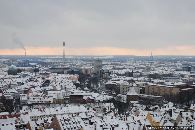 Телебашня — возможно единственный конкурент Круглой башни за звание лучшей обзорной площадки Нюрнберга Нюрнберг, Германия