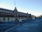 Президентский дворец, построенный еще Кортесом