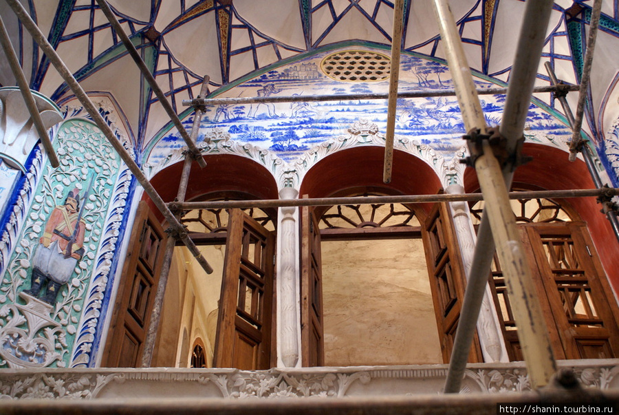 Реставрация дворца боруджерди Кашан, Иран
