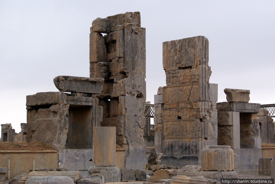 Руины дворца в Персепорлисе Персеполь древний город, Иран