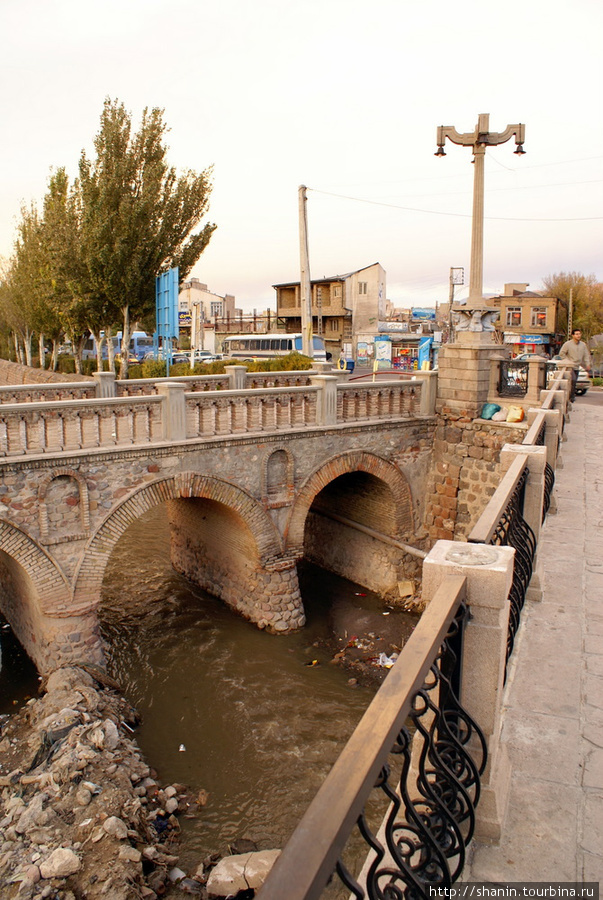 Два моста в Тебризе Тебриз, Иран