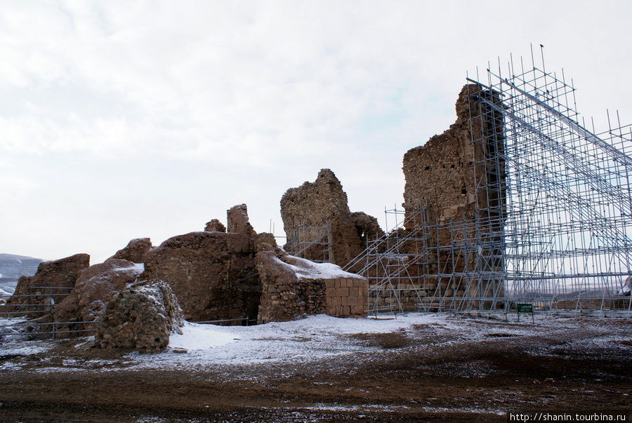 Руины Тахт-и Сулейман Провинция Западный Азербайджан, Иран