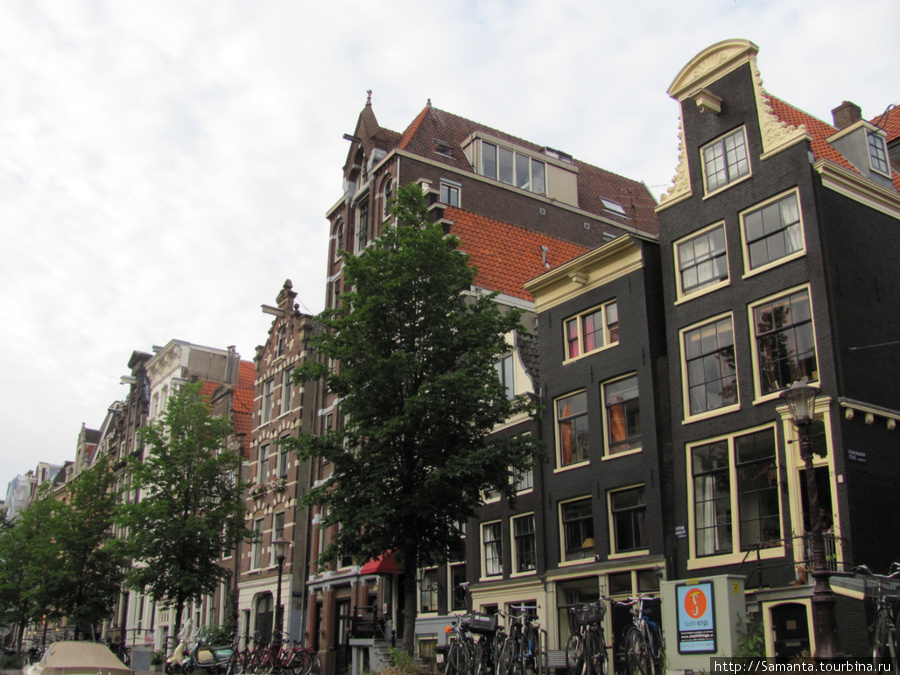 Амстердам - прогулочный, туристический, летний Амстердам, Нидерланды
