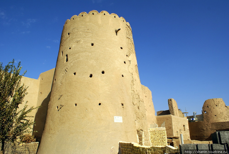 Руины крепости Йезд, Иран