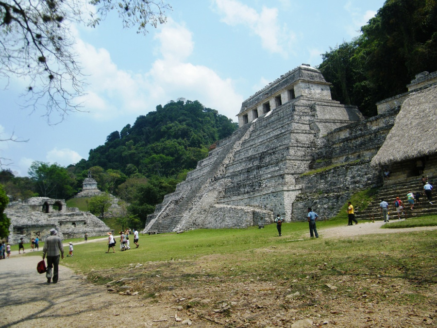 Центральная пирамида Паленке Паленке, Мексика