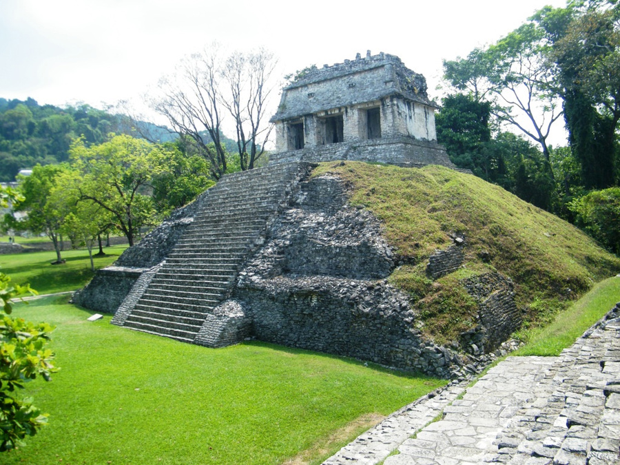 Еще малая пирамида Паленке, Мексика