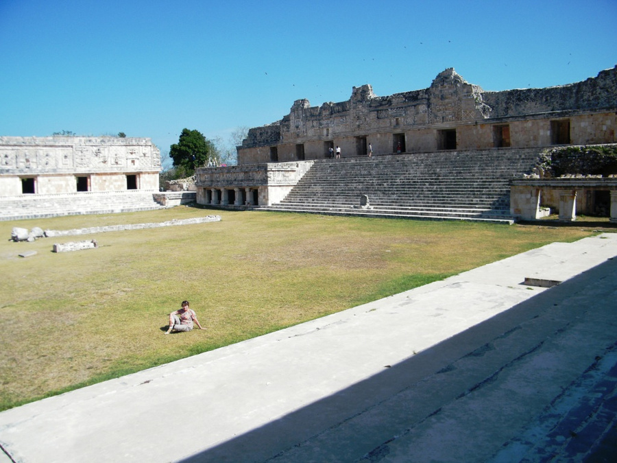 Площадь перед дворцом Ушмаль, Мексика
