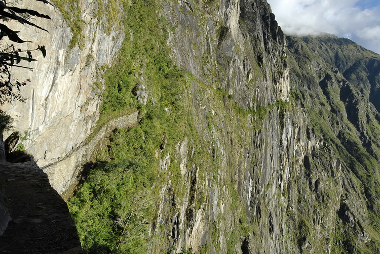 Вот эта головокружительная радость и называется здесь дроубридж! Мачу-Пикчу, Перу