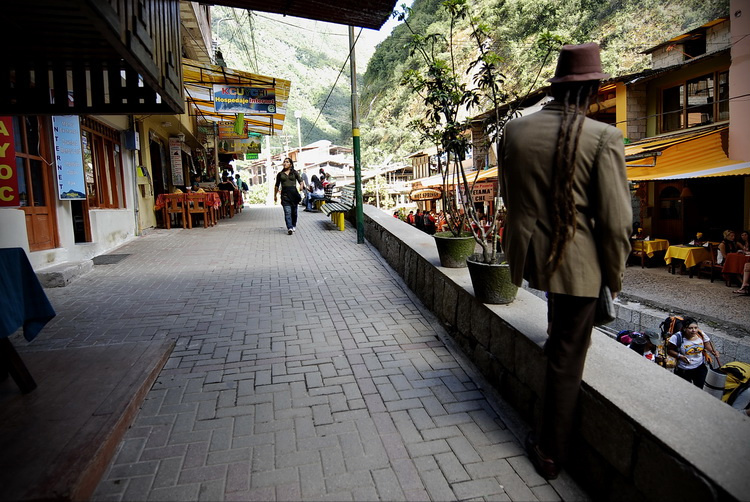 Агуас Кальентес, город авантюристов и прочих безусловных искателей приключений. Мачу-Пикчу, Перу