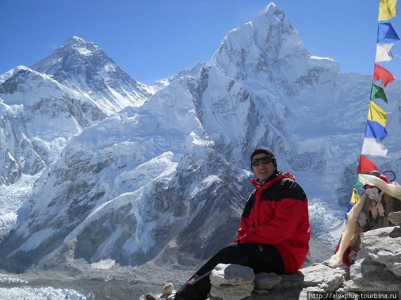 Два Эвереста ;-)  и Нуптзе. Горак-Шеп, Непал