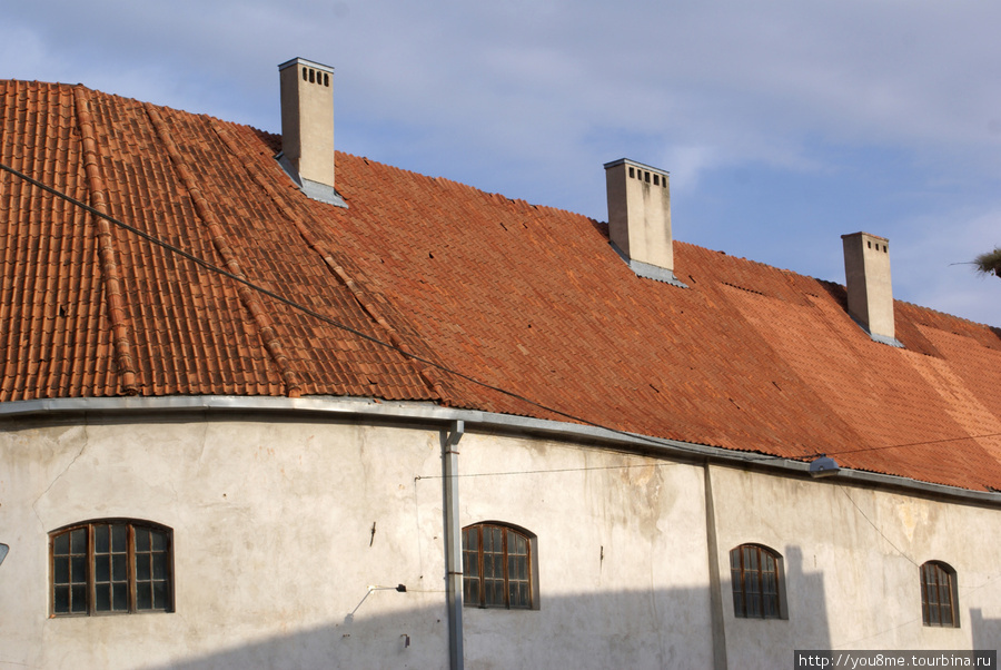 крыша в Старом городе Вильнюс, Литва