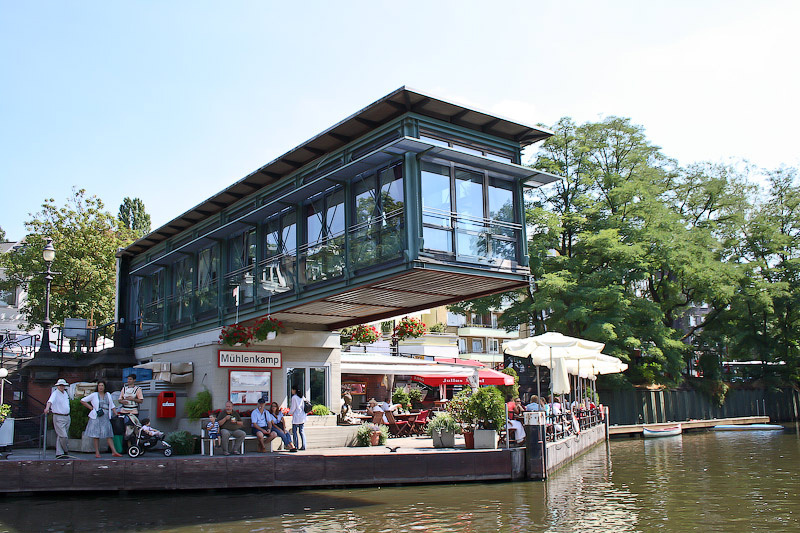 Ресторан у воды, рядом с моим домом. Гамбург, Германия