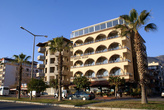Отель в Алании на набережной