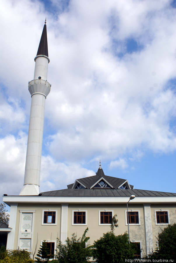 Мечеть в центре Алании Алания, Турция
