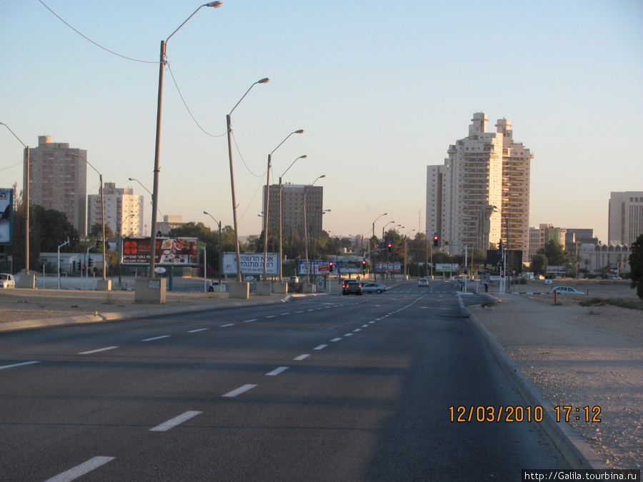 Въезд в Беер-Шеву по тель-авивской дороге. Беэр-Шева, Израиль