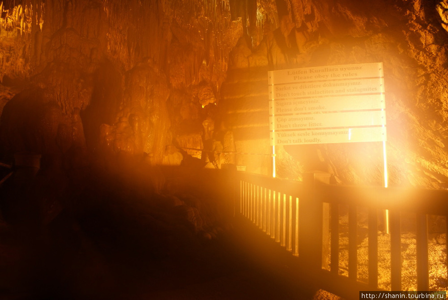 В пещере Далматаш всегда жарко и влажно — как в русской бане Алания, Турция