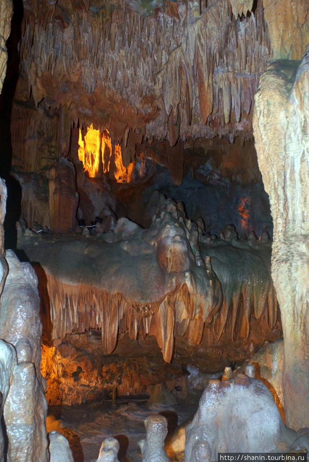 В пещере Дамлаташ Алания, Турция