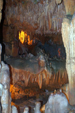 В пещере Дамлаташ