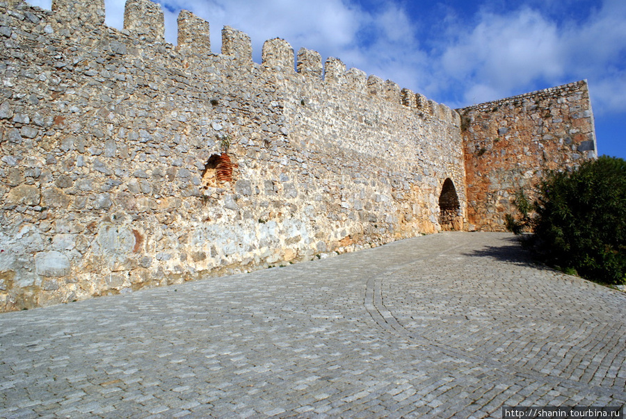 Вход в замок Алания, Турция