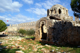 Руины мечети
