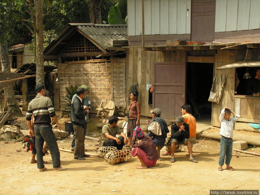 Лаос. Горная деревня Лаос