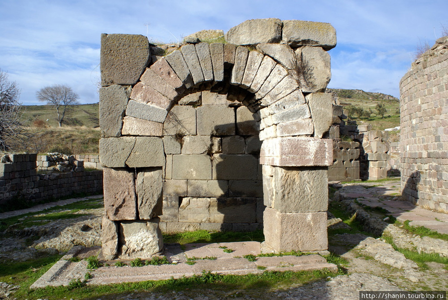 Храм Телесфора Бергама (Пергам) античный город, Турция