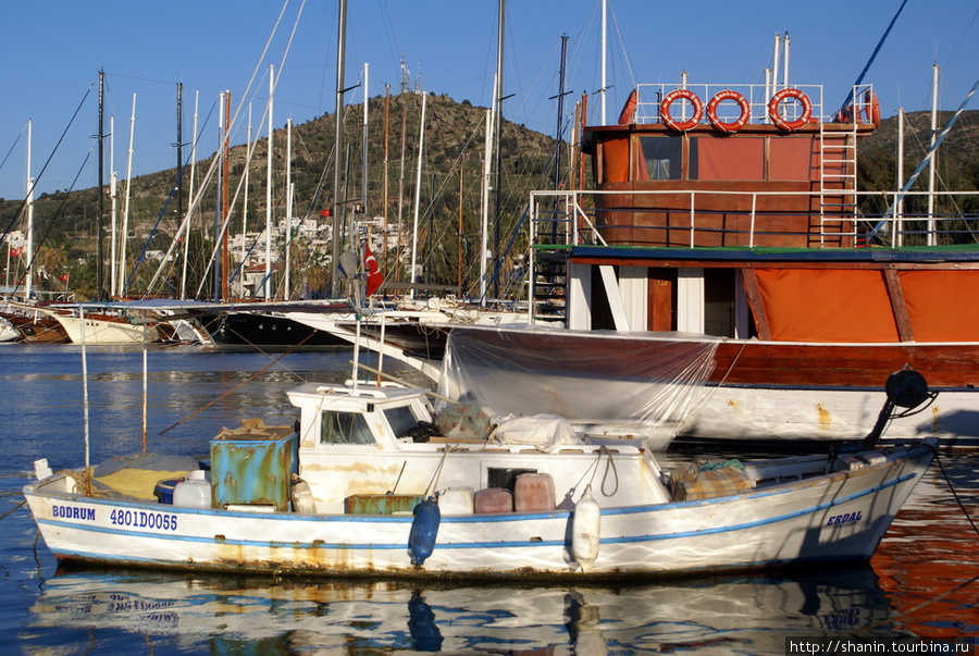 В порту Бодрума Бодрум, Турция