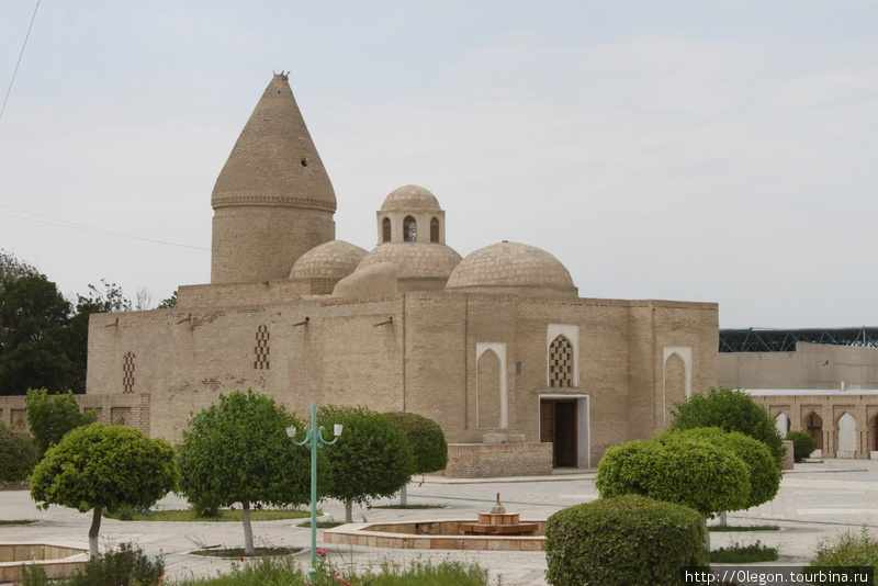 Мавзолей Чашма Аюб Бухара, Узбекистан