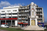 Башня с часами на улице Ататюрка