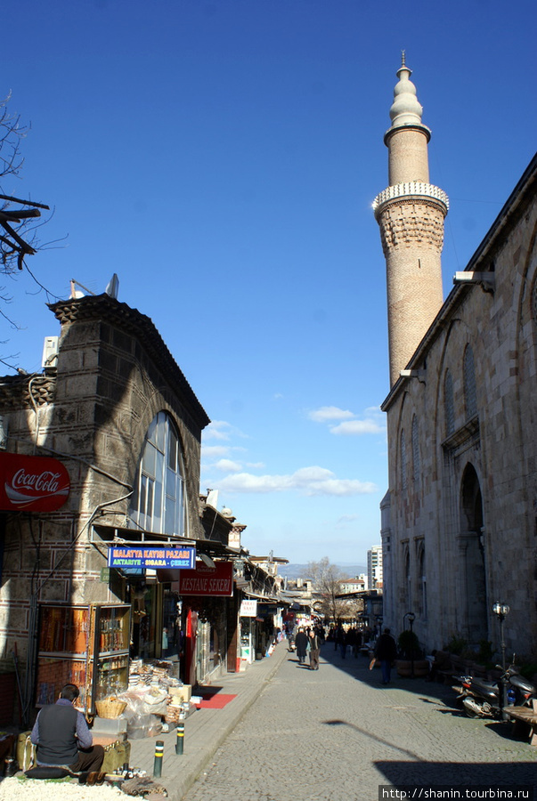 Торговая улочка в Великой мечети в Бурсе Бурса, Турция