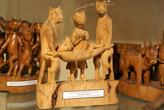 Деревянная скульптура в музее