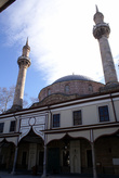 Минареты мечети Эмирсултан