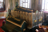 Гробница Эмирсултана