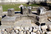 Основание храма в Кауносе