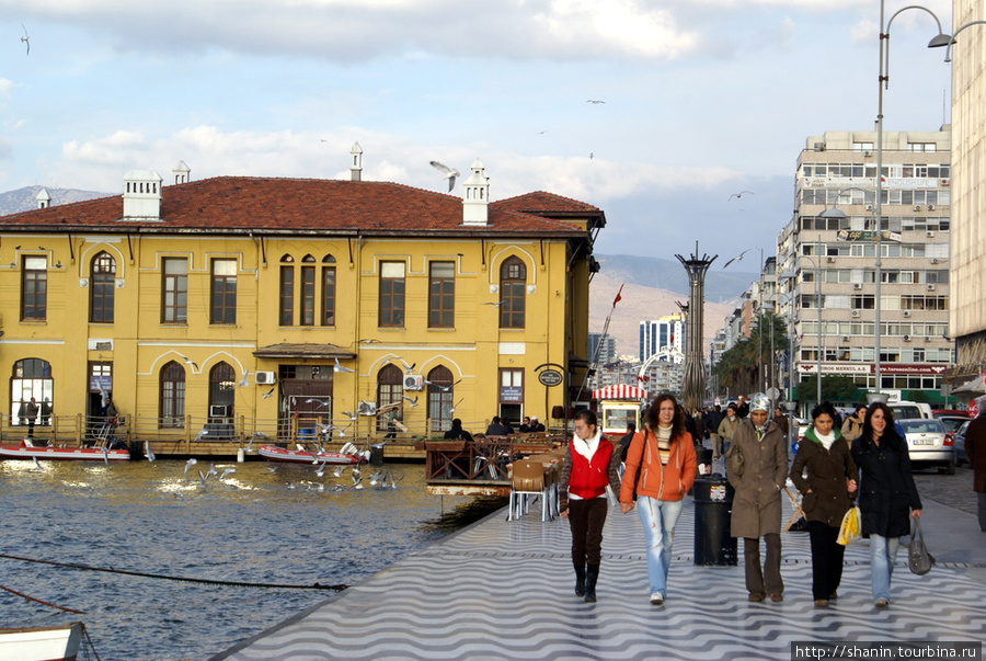 На набережной Измира Измир, Турция