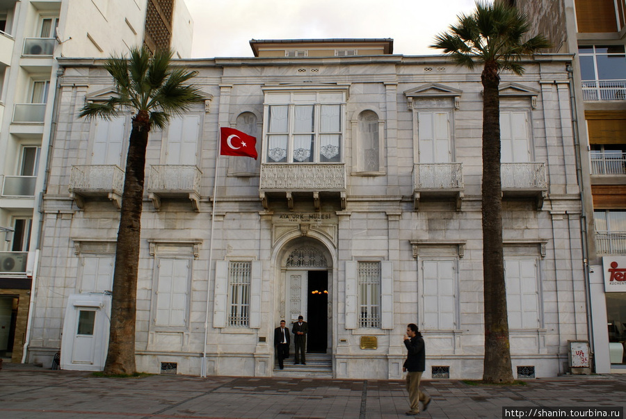 Музей Ататюрка в Измире Измир, Турция