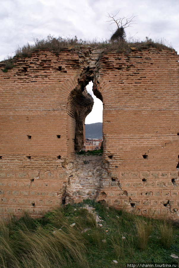 Башня в Изнике Изник, Турция