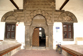 Вход в Археологический музей в Изнике