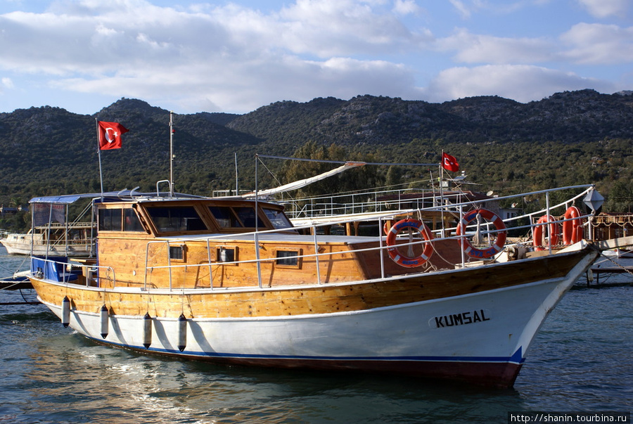 Прогулочное судно в Учагызе Остров Кекова, Турция