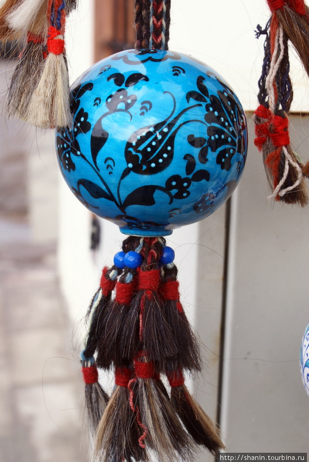 Керамический шар с хвостом из конного волоса Конья, Турция