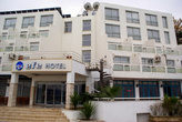 Отель Efe на берегу моря в центре города