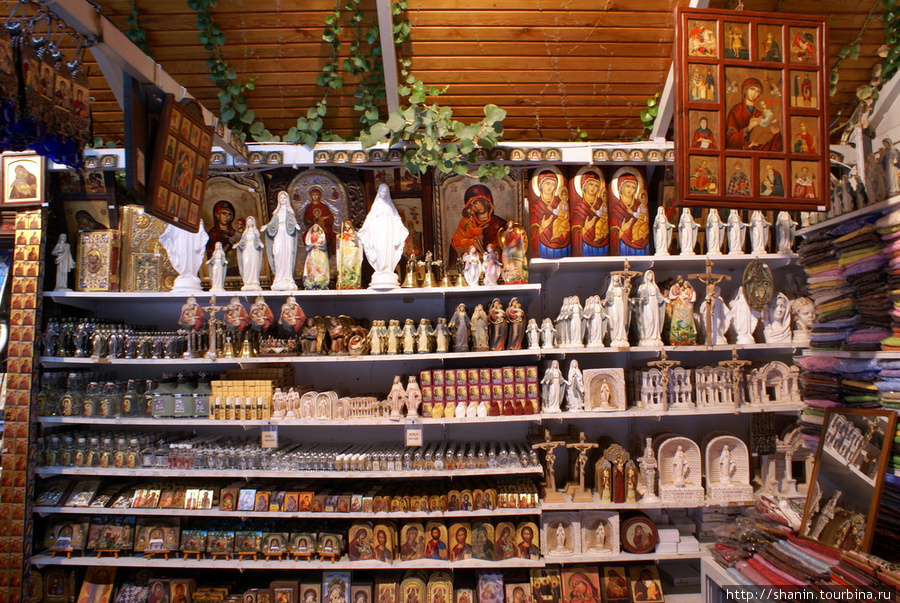 Сувениры для паломников в Мариемана Сельчук, Турция