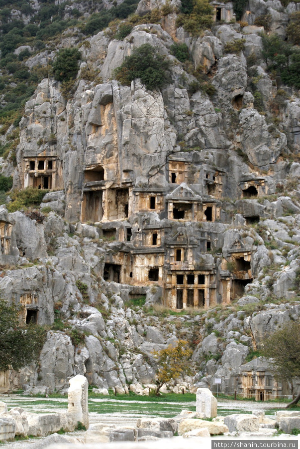 Ликийские гробницы в Мире Демре, Турция