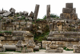 Руины сцены в амфитеатре в Мире