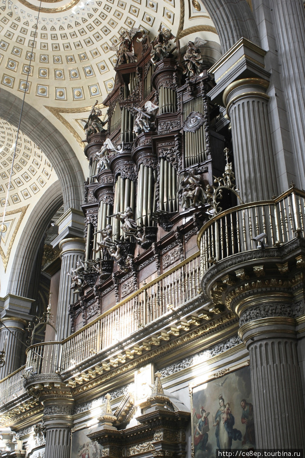 Орган кафедрального собора Пуэбла, Мексика